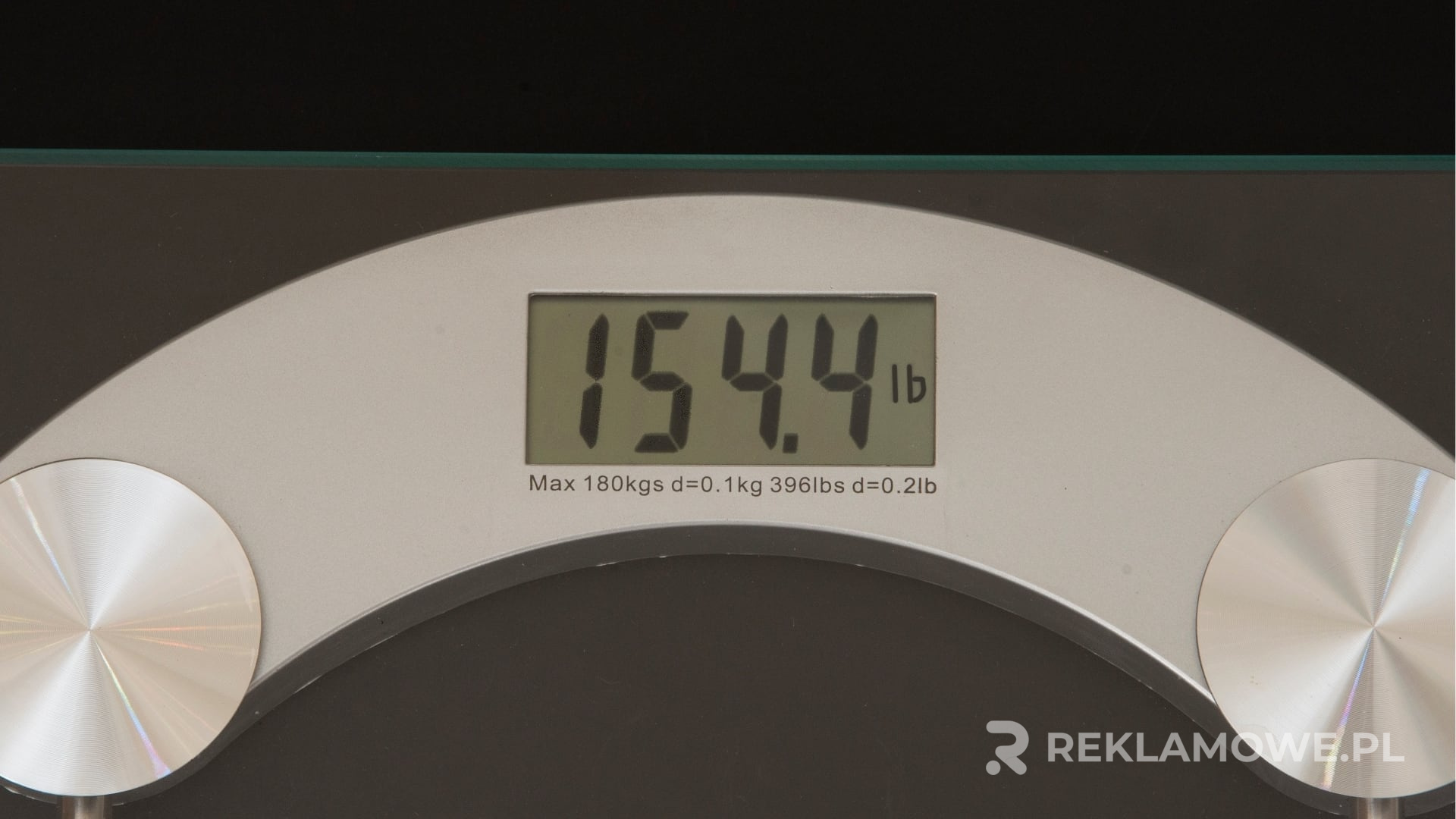 Projektowanie reklamowej wagi